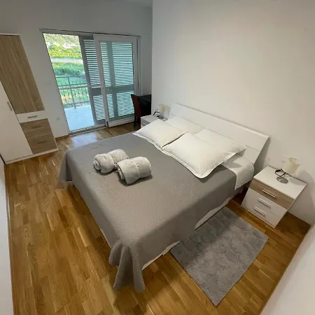 Mihaljevic Opuzen (Dubrovnik-Neretva)